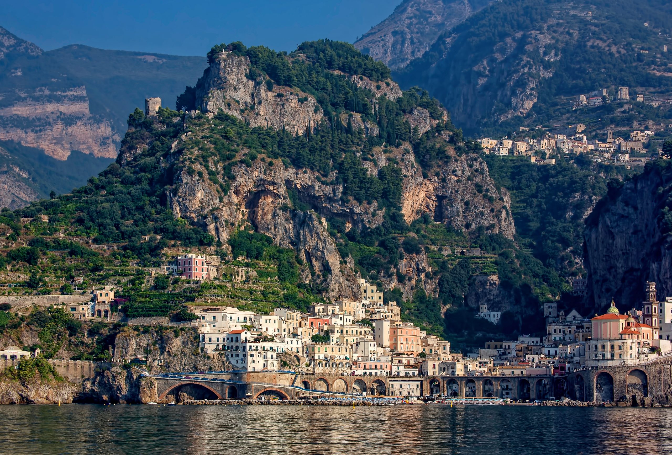 Turismo, Amalfi riparte riaprono i grandi alberghi